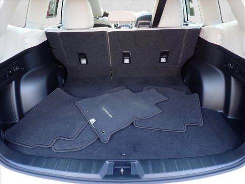 Certified 2023 Subaru Forester Premium AWD/4WD image 8