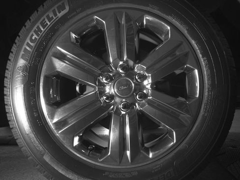 Used 2018 Ford F150 Lariat AWD/4WD image 15