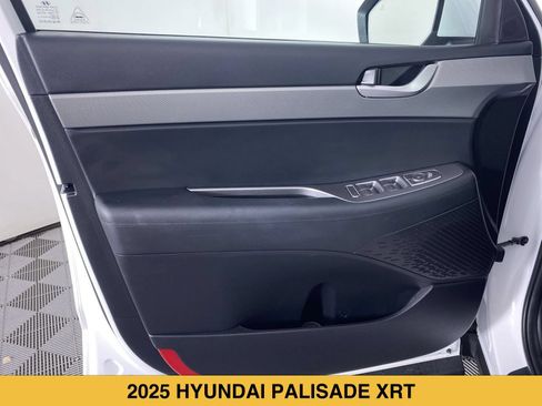 Used 2025 Hyundai Palisade XRT AWD/4WD image 13