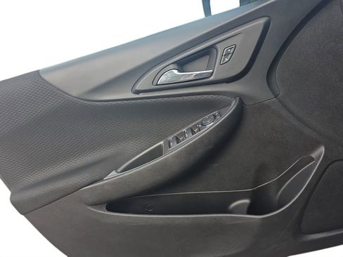 Used 2023 Chevrolet Malibu LT image 17