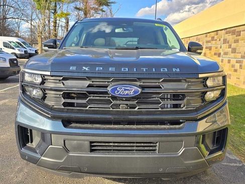 New 2026 Ford Expedition Active AWD/4WD image 4