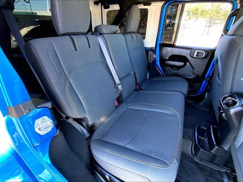 Used 2024 Jeep Wrangler Sport S w/ Convenience Group image 18