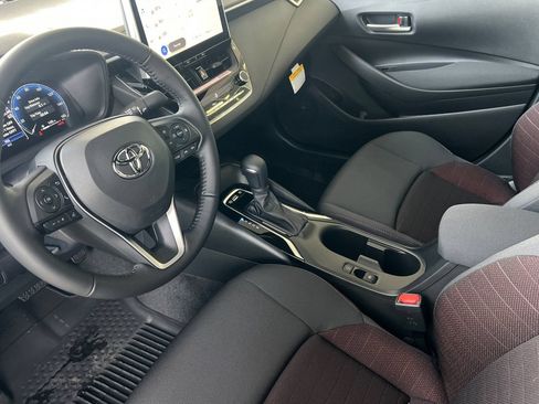 Certified 2026 Toyota Corolla SE w/ SE Premium Package FWD image 7