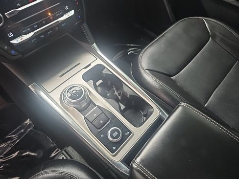 Used 2021 Ford Explorer Limited w/ Equipment Group 301A AWD/4WD image 20