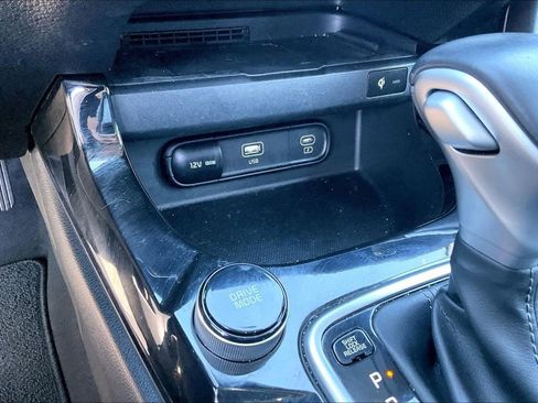 Used 2024 Kia Seltos SX w/ SX Sunroof Package AWD/4WD image 35