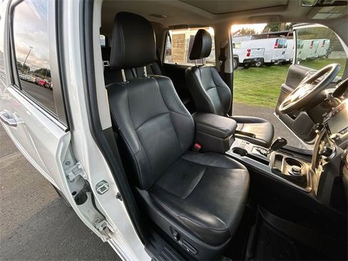 Used 2022 Toyota 4Runner Limited image 28