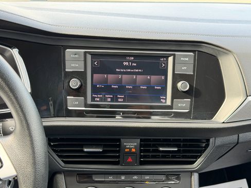 Used 2019 Volkswagen Jetta S w/ Driver Assistance Package image 20