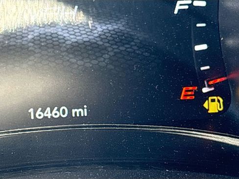Used 2023 Dodge Charger SXT w/ Cold Weather Package RWD image 12