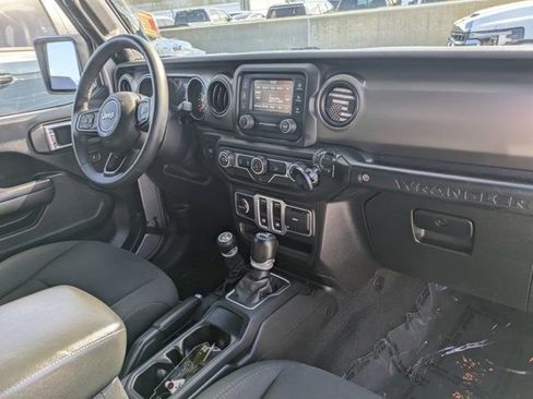 Used 2018 Jeep Wrangler Sport S image 11