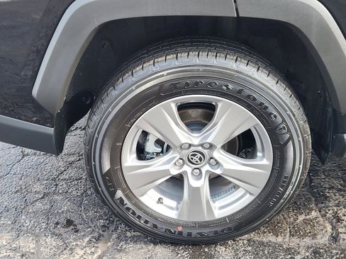 Certified 2025 Toyota RAV4 XLE image 28