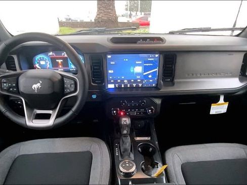 New 2025 Ford Bronco Big Bend image 5