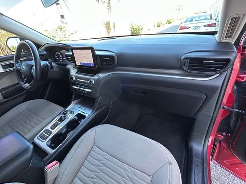 Certified 2020 Ford Explorer XLT image 39