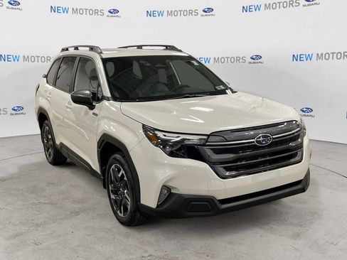 New 2025 Subaru Forester Premium image 9