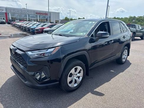 Used 2023 Toyota RAV4 LE AWD/4WD image 33