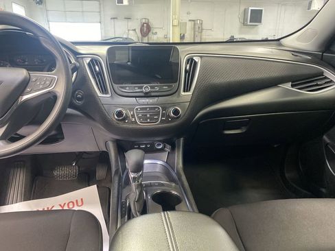 Used 2024 Chevrolet Malibu LT FWD image 27