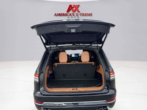 Used 2025 Lincoln Aviator Black Label AWD/4WD image 68