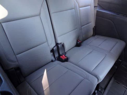 Used 2023 Chevrolet Tahoe LT w/ LT Signature Package AWD/4WD image 14