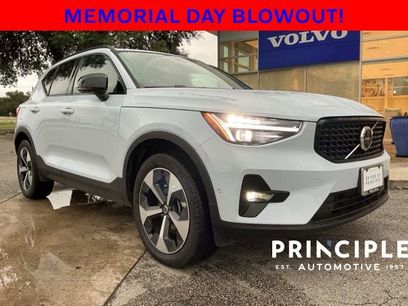Certified 2026 Volvo XC40 B5 Plus
