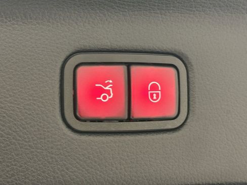 Certified 2024 Mercedes-Benz S 580 4MATIC Sedan image 22