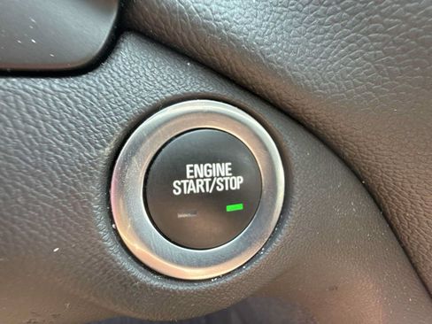 Certified 2024 Chevrolet Equinox LT FWD image 16