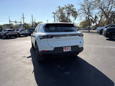 New 2026 Chevrolet Equinox EV LT w/ Midnight Package image 8