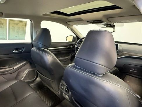 Used 2019 Nissan Altima 2.5 Platinum image 39