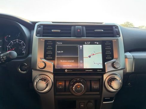 Used 2021 Toyota 4Runner SR5 Premium w/ Moonroof Package AWD/4WD image 16