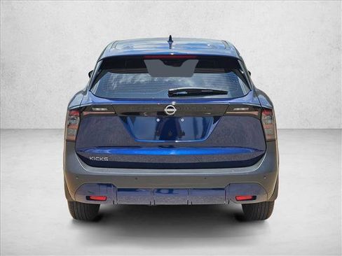 Used 2025 Nissan Kicks S w/ Interior Electronics Package FWD image 6