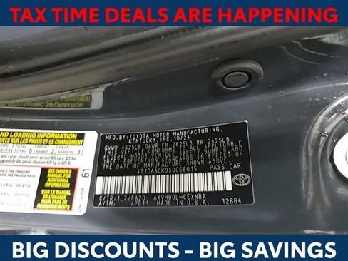 Used 2025 Toyota Camry LE image 5