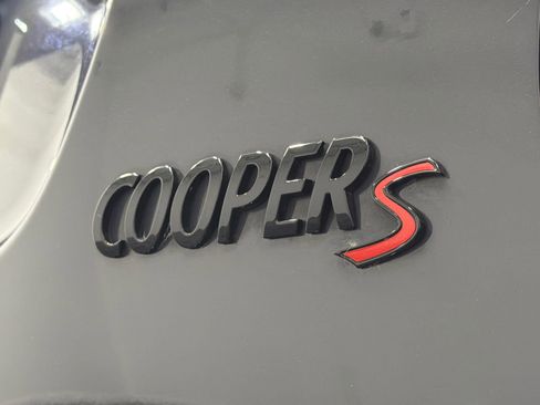 Used 2017 MINI Cooper S image 9