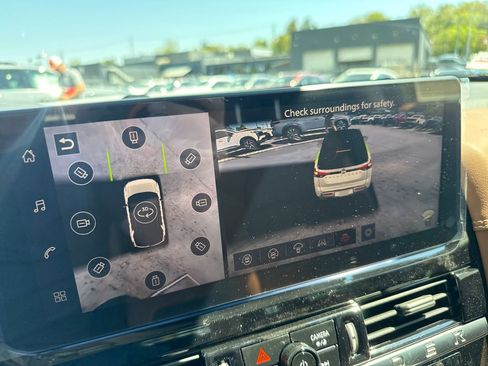 New 2026 Nissan Pathfinder Platinum AWD/4WD image 37