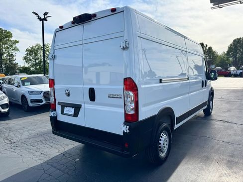 Used 2026 RAM ProMaster 2500 w/ Convenience Group FWD image 5