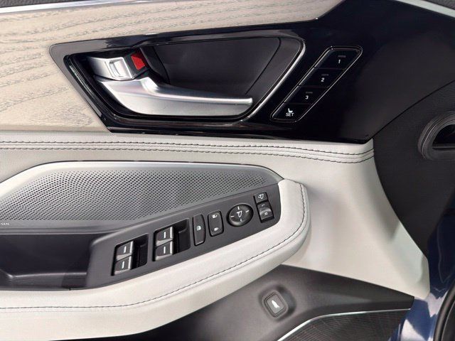 Certified 2026 Acura MDX w/ Advance Package AWD/4WD image 11