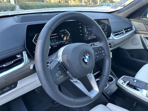 New 2026 BMW X1 xDrive28i w/ Technology Package image 18
