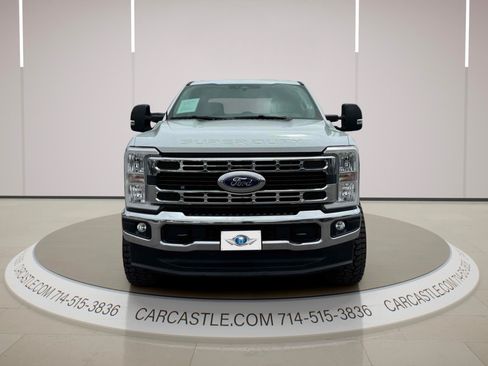 Used 2025 Ford F250 XLT w/ FX4 Off-Road Package AWD/4WD image 2