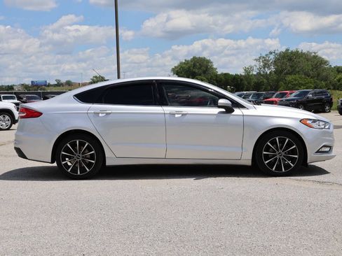 Used 2019 Ford Fusion S FWD image 7