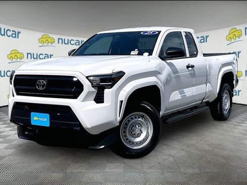 Certified 2025 Toyota Tacoma SR RWD image 3