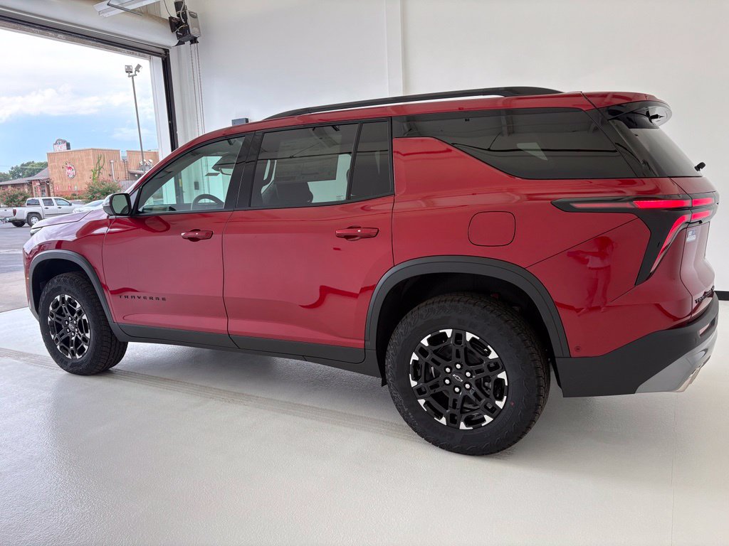 New 2027 Chevrolet Traverse Z71 w/ Enhanced Driving Package AWD/4WD image 20