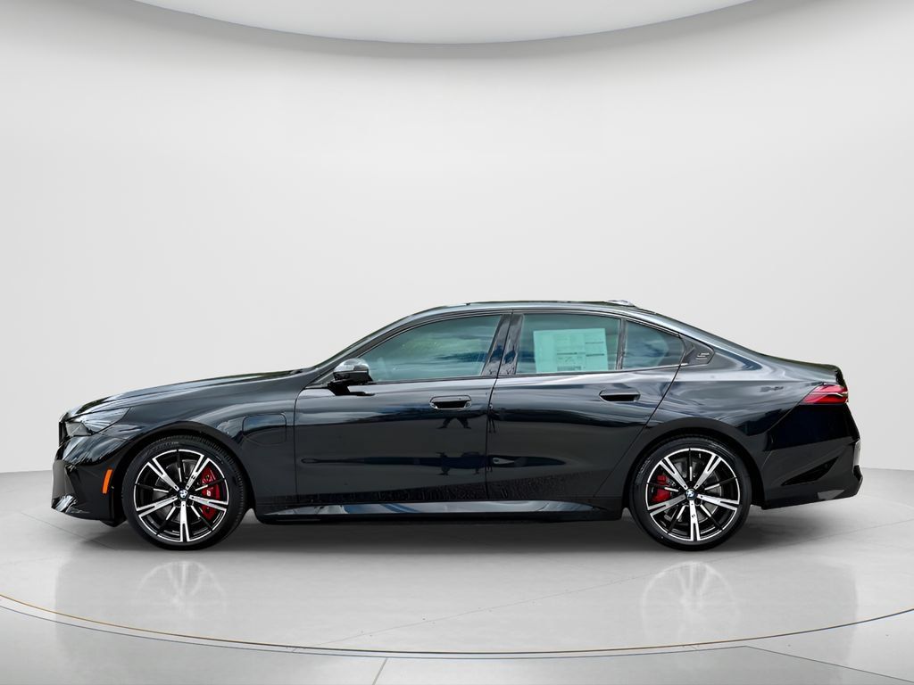 New 2027 BMW 550e xDrive w/ Premium Package AWD/4WD image 8