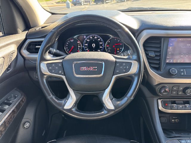 Used 2021 GMC Acadia Denali w/ Denali Technology Package FWD image 22