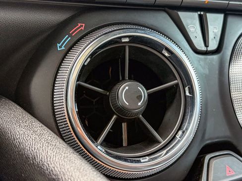 Certified 2021 Chevrolet Camaro LS RWD image 25
