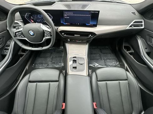 Used 2025 BMW 330i Sedan RWD image 24