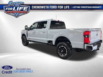 New 2026 Ford F250 Lariat w/ Tremor Off-Road Package