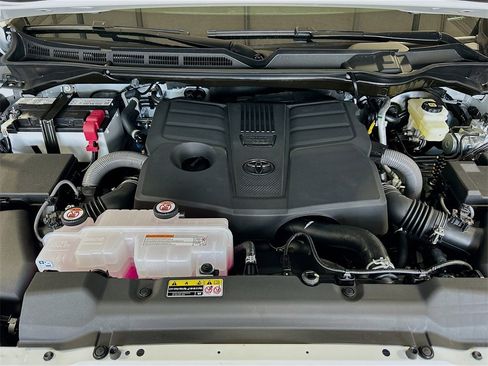 New 2026 Toyota Tundra Limited image 7