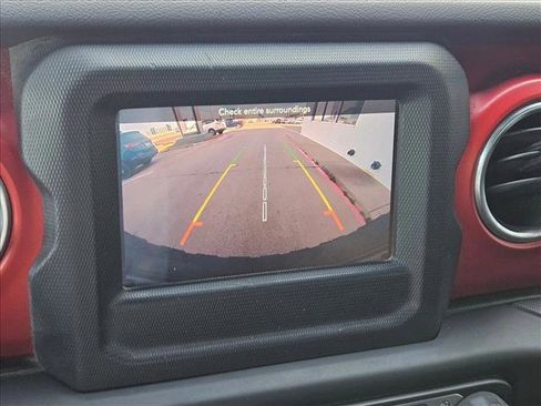 Used 2019 Jeep Wrangler Rubicon w/ LED Lighting Group image 15