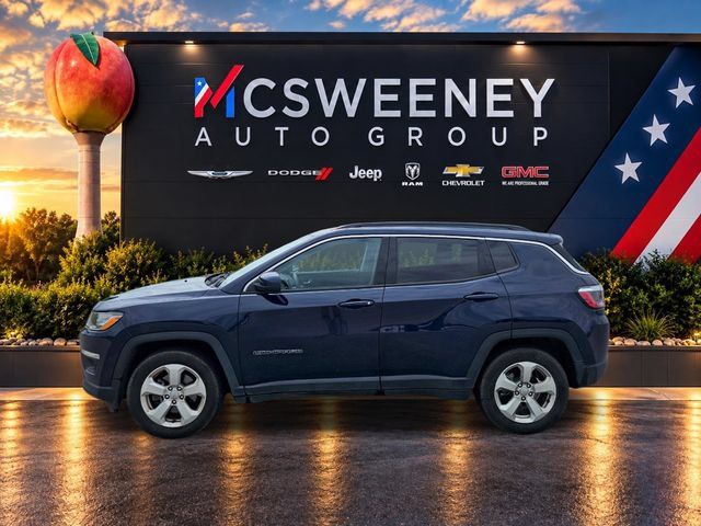 Used 2021 Jeep Compass Latitude FWD image 2