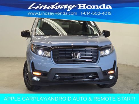 Used 2023 Honda Ridgeline Sport image 2