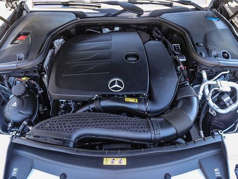 Certified 2022 Mercedes-Benz E 350 4MATIC Sedan w/ Driver Assistance Package image 25