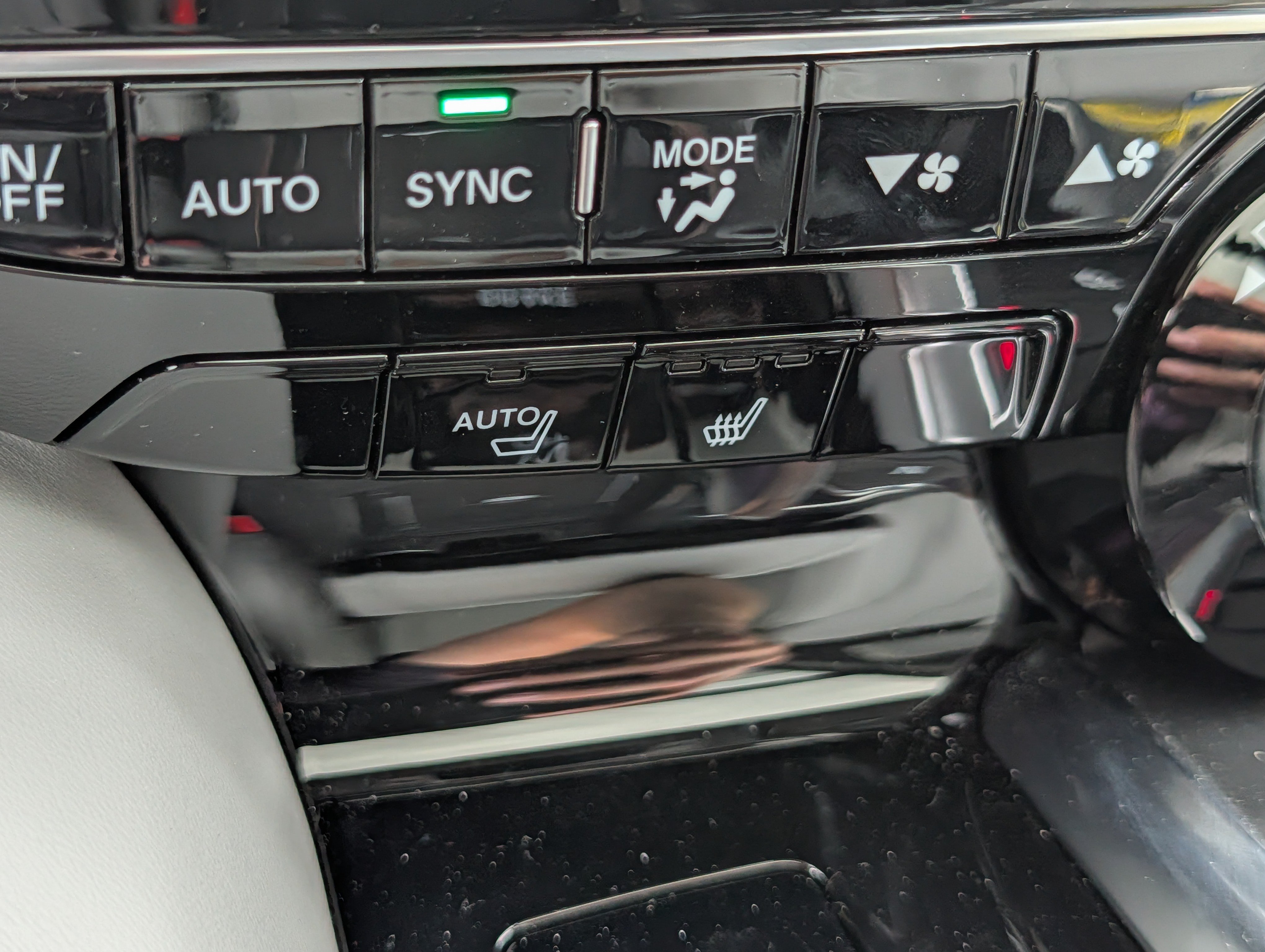 Used 2026 Acura MDX w/ Technology Package AWD/4WD image 28