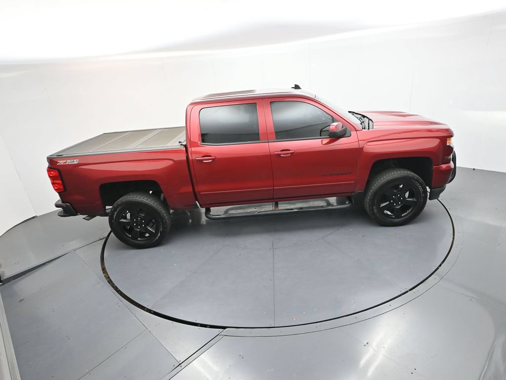 Used 2018 Chevrolet Silverado 1500 LT w/ All Star Edition AWD/4WD image 30
